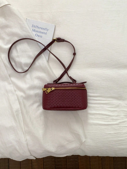 Woven Texture Fashionable Box Bag 2026 Spring/Summer New Shoulder Handbag Crossbody Lunch Box Bag