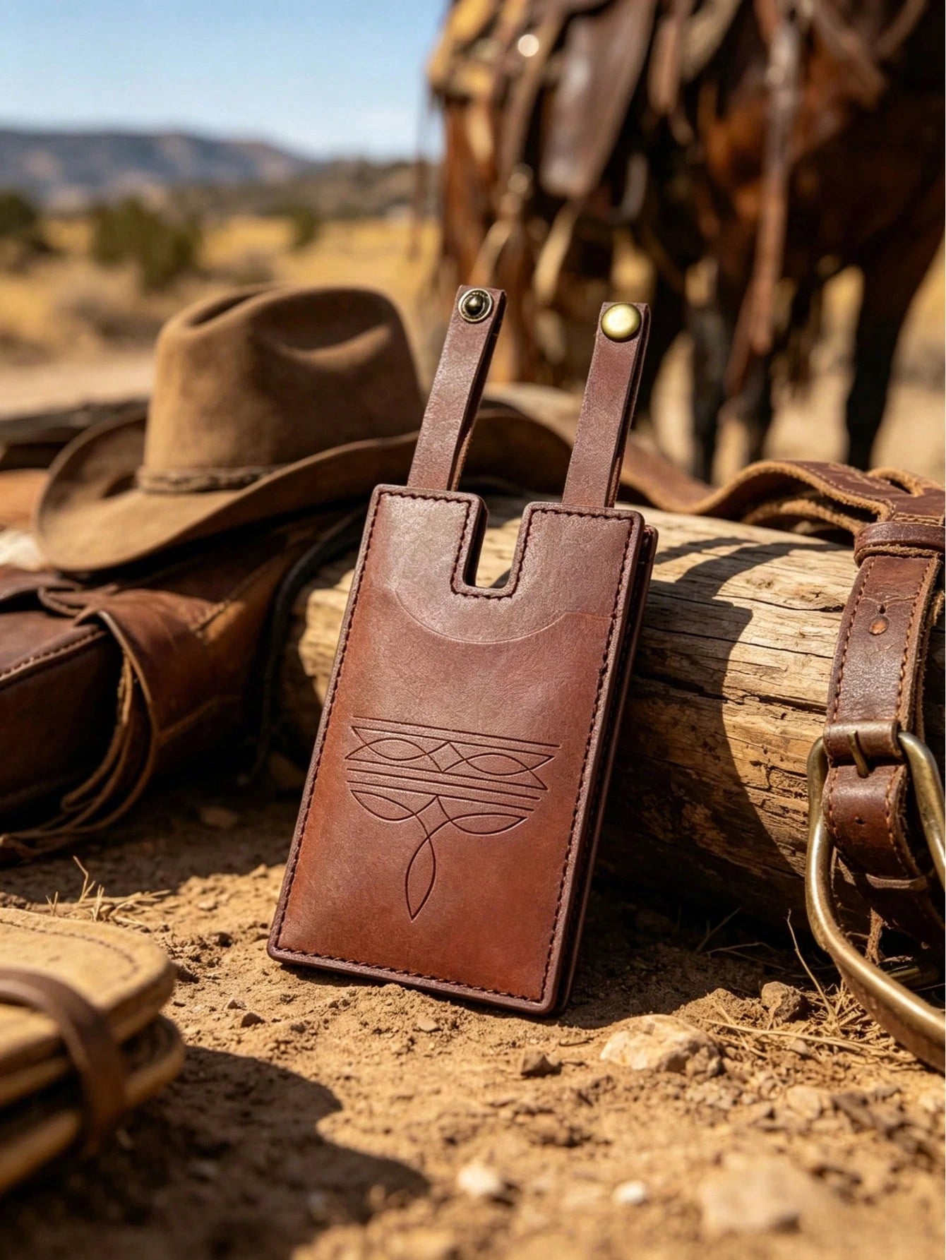 XD Novelty Western Boots Style Wallet- Snap Closure, Compact & Portable Small Wallet, Multifunctional Women's Wallet, Unique Card Holder, Card Case, Coin Purse, Mini Wallet, Ideal For Going Out, Danc