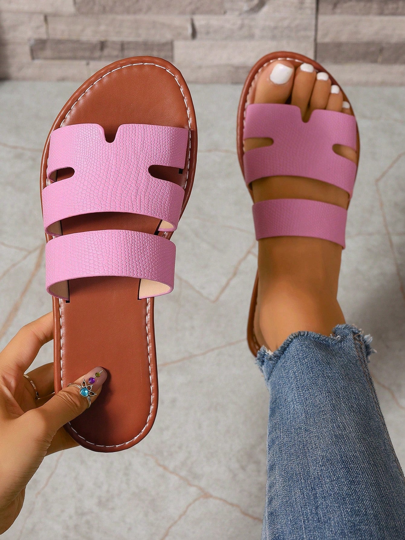 Ximi Ruo New Spring & Summer Women Fashion Casual Strap Outdoor Sandals, Comfortable Flat Slip-On Beach Slide Slippers,Holiday Essential