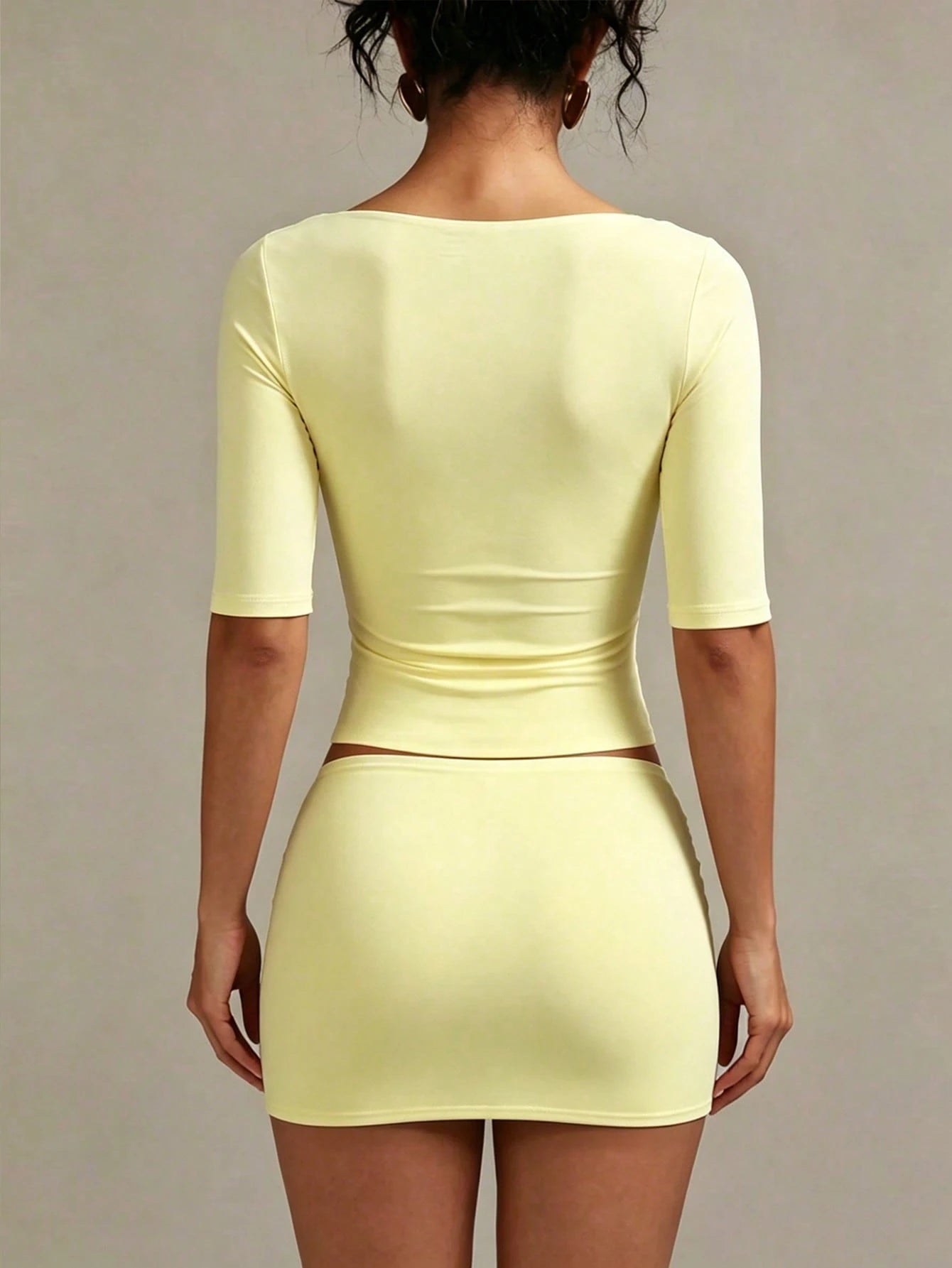 XLLAIS Sexy Sweetheart Neck Yoga Basic High Elasticity Naked Feel Short Sleeve Slim Fit Fitness Yellow Summer T-Shirt Top Casual