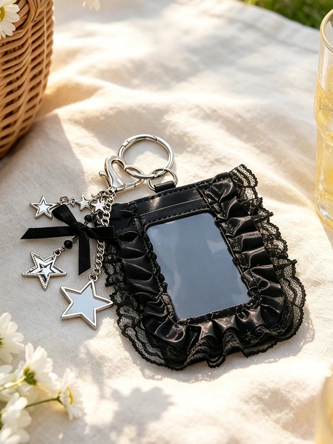 Y2K Lace Trim Card Holder With Star Pendant, Cute Bow ID Card Holder, Small Card Protector, Gothic Style Photo Card Holder, Mini Card Holder Pendant, Fashionable Portable ID Card Holder, Idol Card Sto