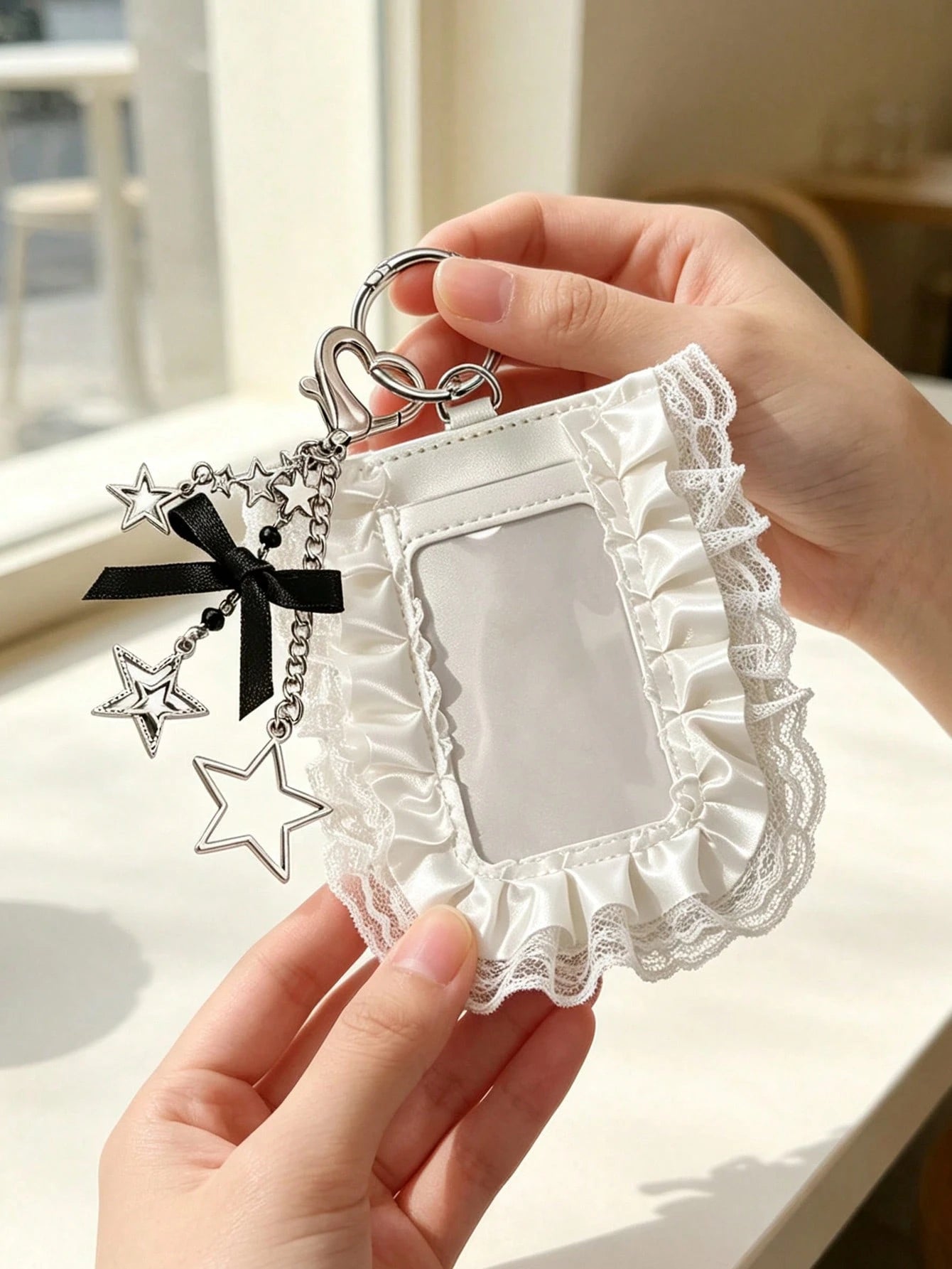 Y2K Lace Trim Card Holder With Star Pendant, Cute Bow ID Card Holder, Small Card Protector, Gothic Style Photo Card Holder, Mini Card Holder Pendant, Fashionable Portable ID Card Holder, Idol Card Sto