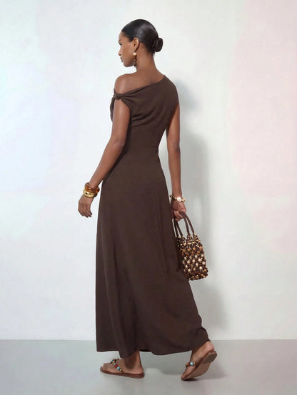 Zivah New Summer Casual Vacation Commute Brown Linen Fabric One-Shoulder Pleated A-Line Maxi Dress, Suitable For Daily Wear, Vacation, Music Festival, Travel, Beach, Party, Airport Outfit, Brunch Outf