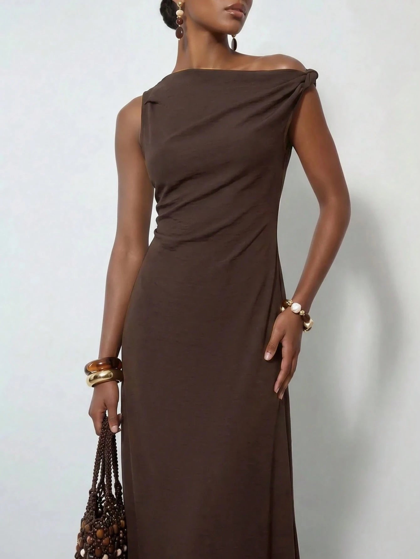 Zivah New Summer Casual Vacation Commute Brown Linen Fabric One-Shoulder Pleated A-Line Maxi Dress, Suitable For Daily Wear, Vacation, Music Festival, Travel, Beach, Party, Airport Outfit, Brunch Outf