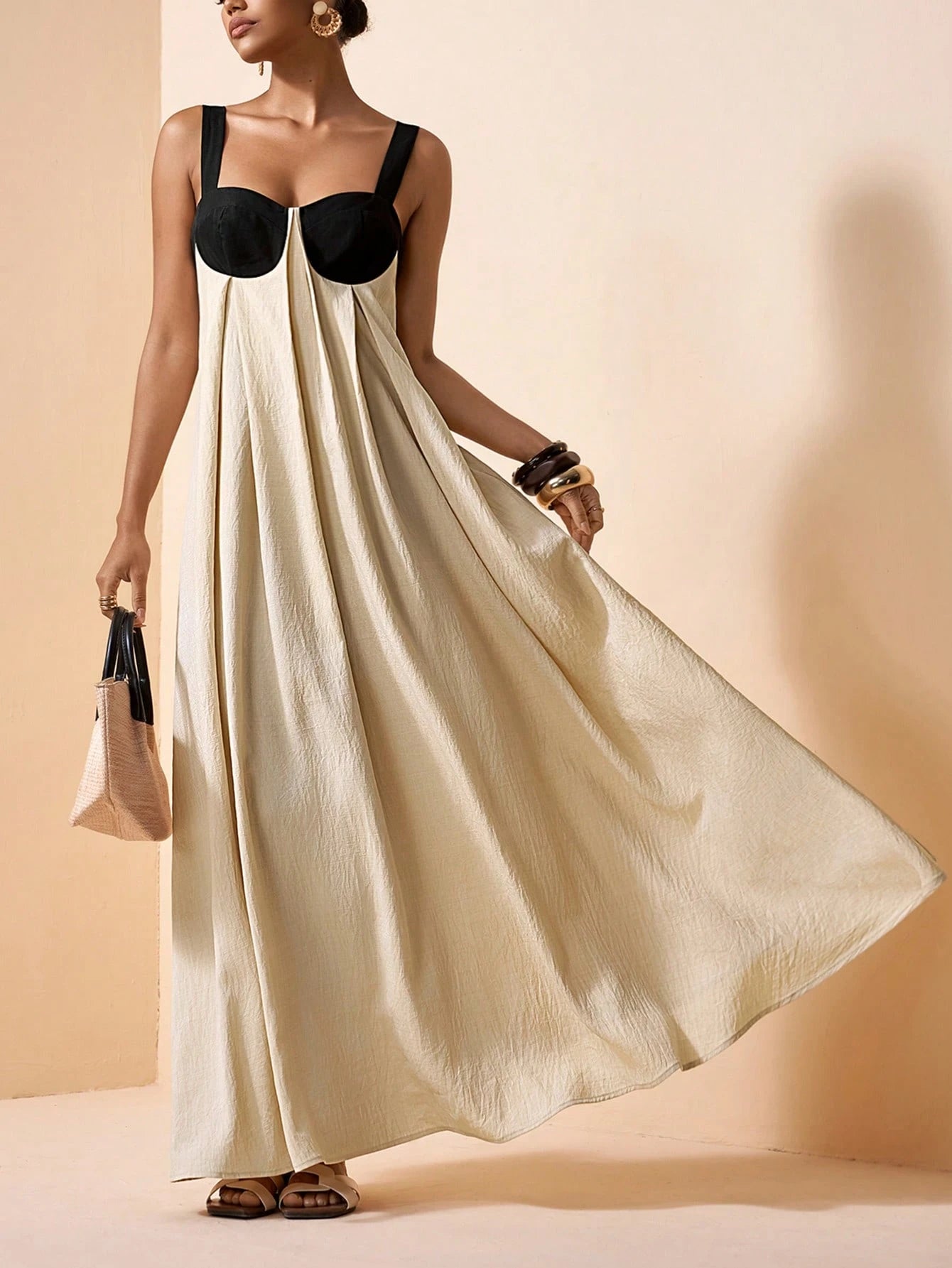 Zivah Summer Elegant Minimalist Black And Silver Holiday Vacation Dress, Women's Backless Spaghetti Strap Pleated Waist Loose Evening Brunch Party Wedding