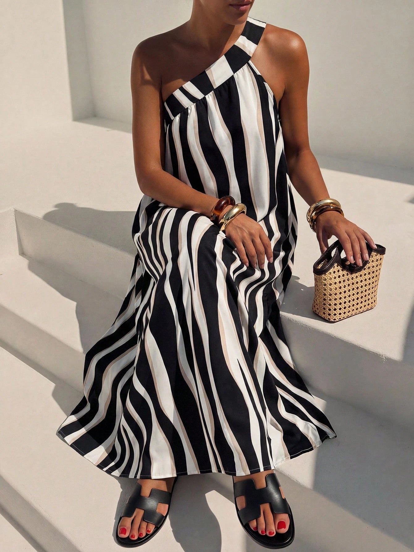 Zivah Women's Black And White Striped One-Shoulder Tie Strap Asymmetric Sleeveless Wavy Stripe Print Loose A-Line Maxi Dress,Summer Casual Beach Vacation