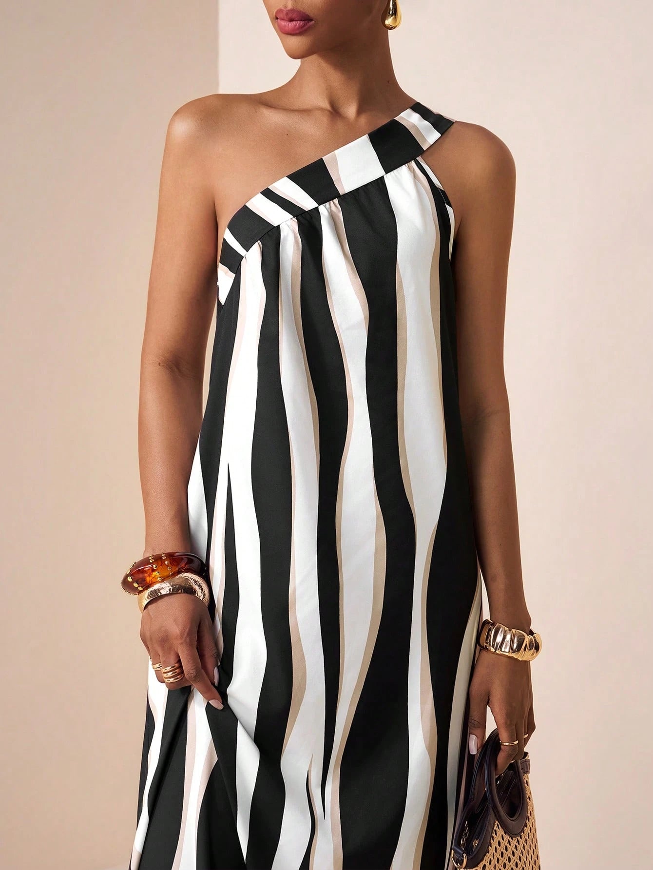 Zivah Women's Black And White Striped One-Shoulder Tie Strap Asymmetric Sleeveless Wavy Stripe Print Loose A-Line Maxi Dress,Summer Casual Beach Vacation