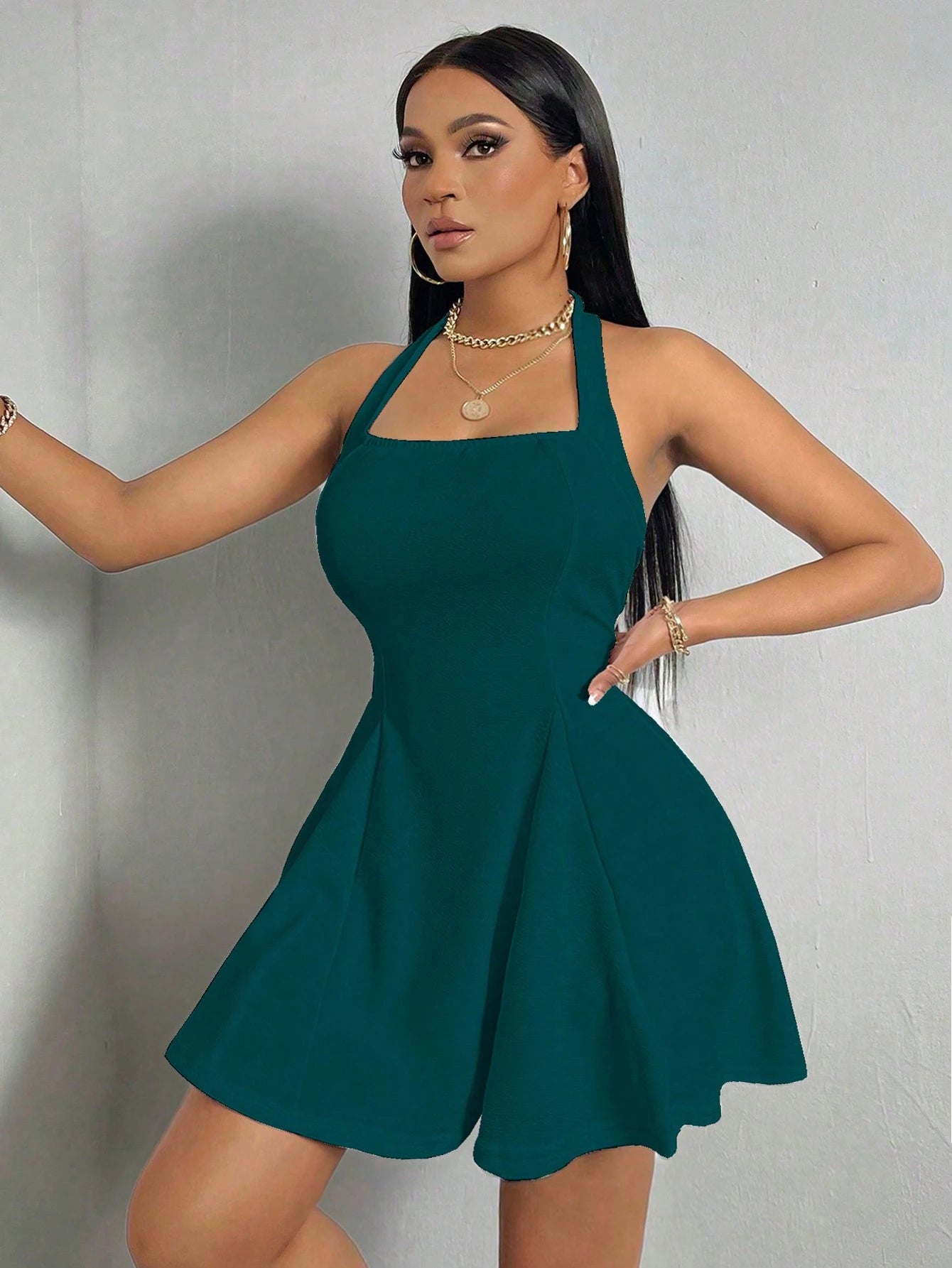 Zolique Ladies' Solid Color Halter Neck Dress
